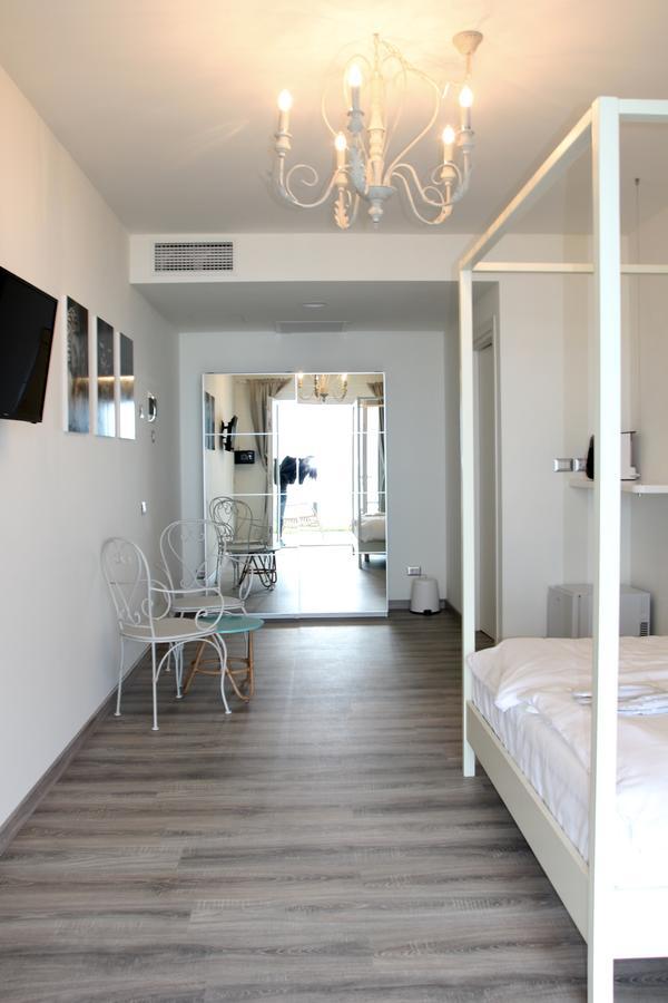Bed and Breakfast Oliveto Лимоне-суль-Гарда Экстерьер фото