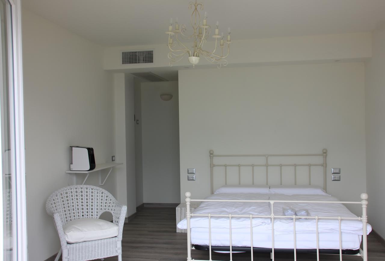 Bed and Breakfast Oliveto Лимоне-суль-Гарда Экстерьер фото